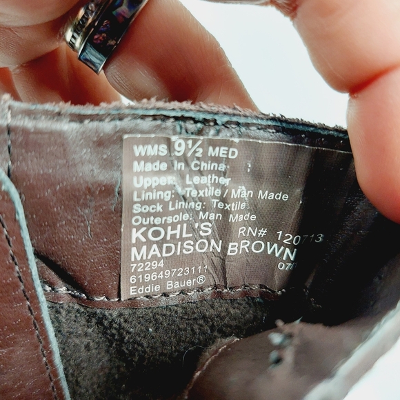 Women's Suede Ankle Boots - Picture 8 of 11